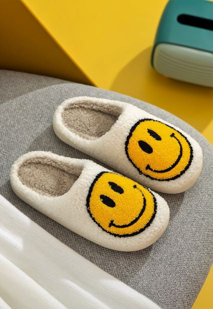 Retro Smile Face Soft Plush Comfy Warm Slippers